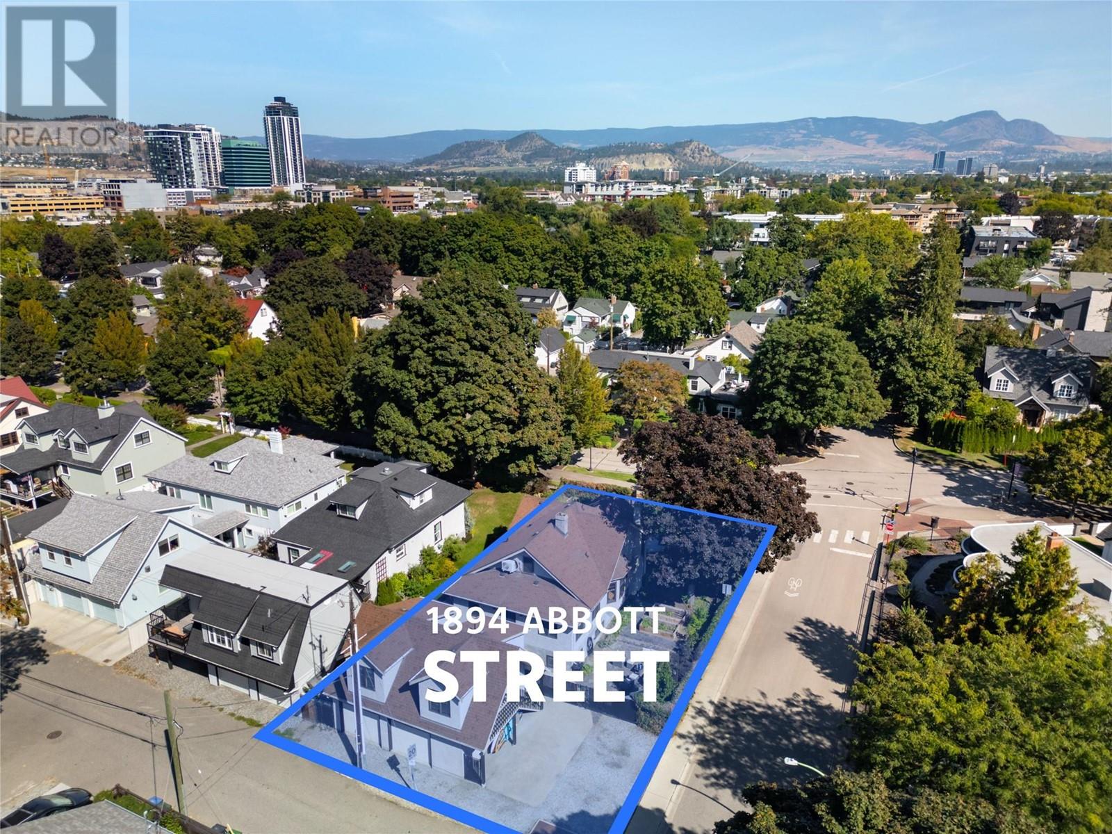 1894 Abbott Street Kelowna