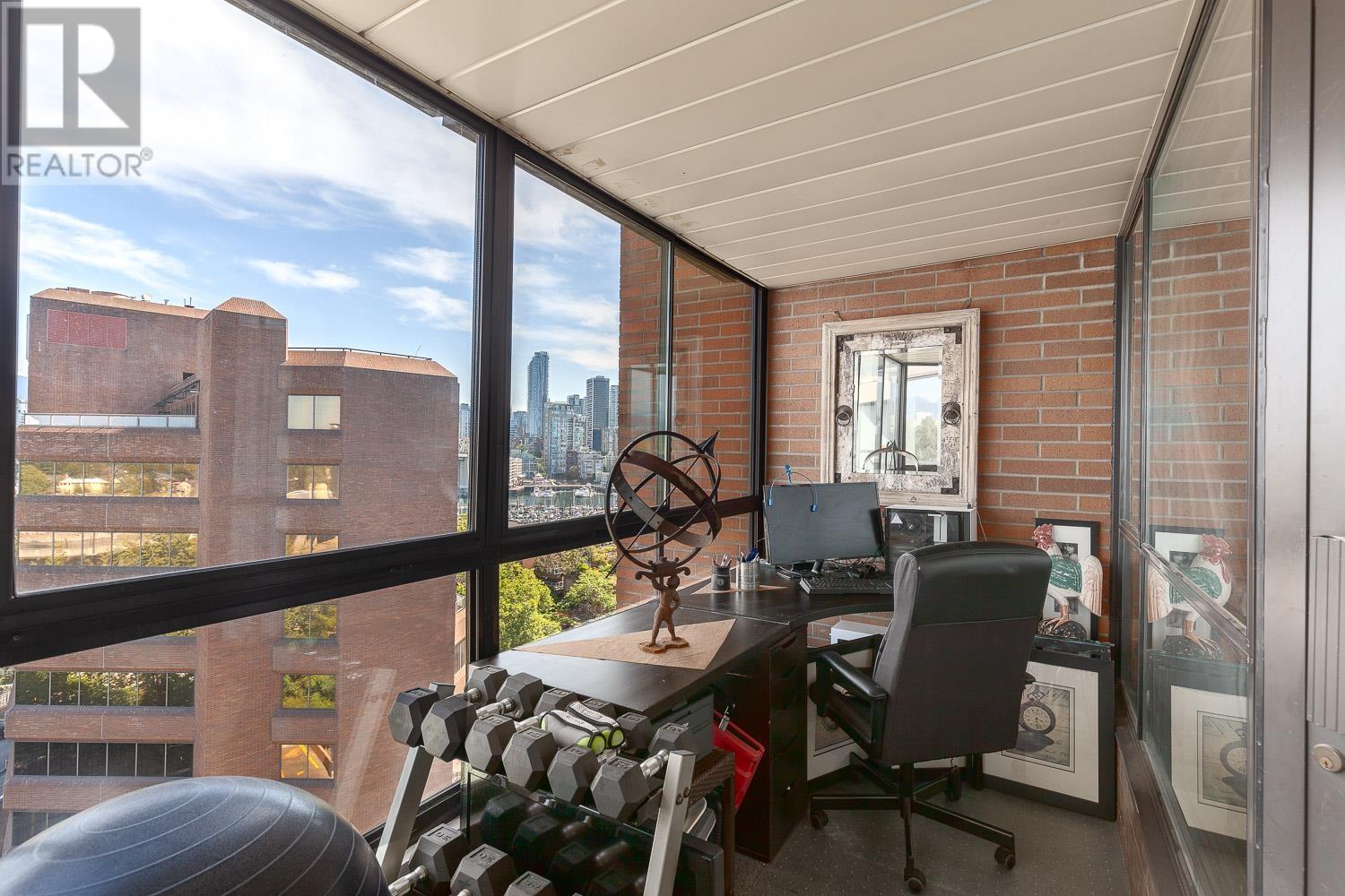 Listing Picture 24 of 32 : 1003 1450 PENNYFARTHING DRIVE, Vancouver / 溫哥華 - 魯藝地產 Yvonne Lu Group - MLS Medallion Club Member