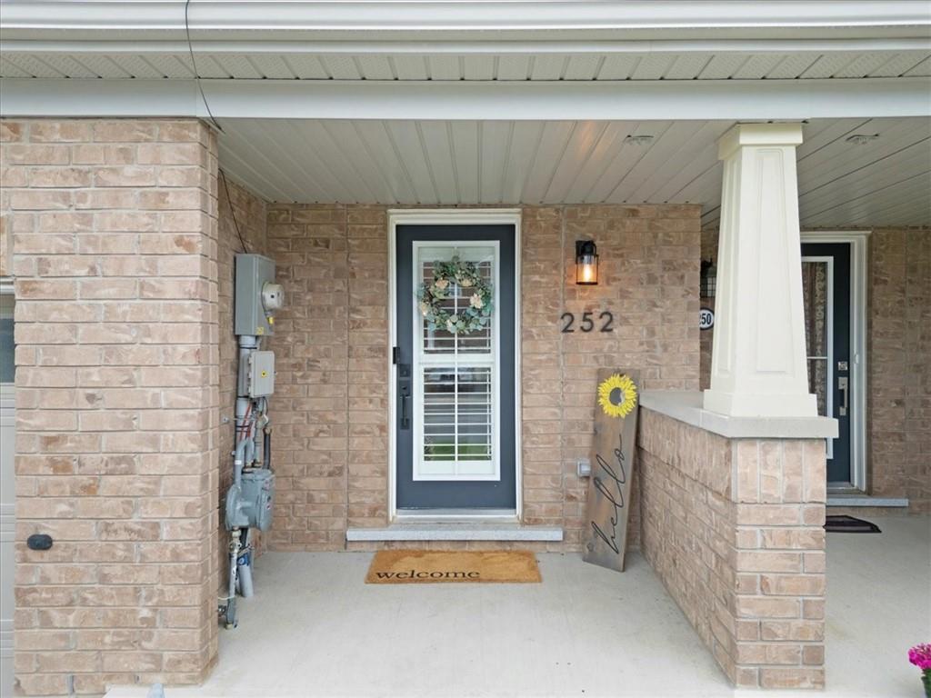252 Kinsman Drive