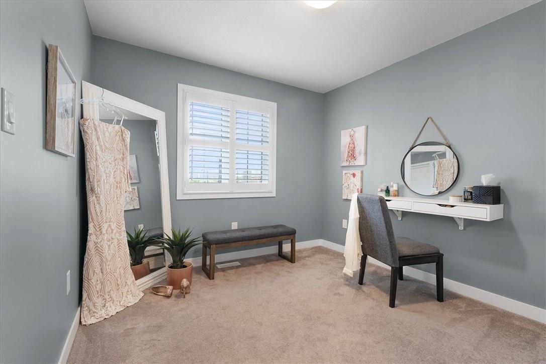 252 Kinsman Drive