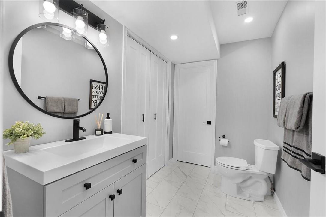 252 Kinsman Drive