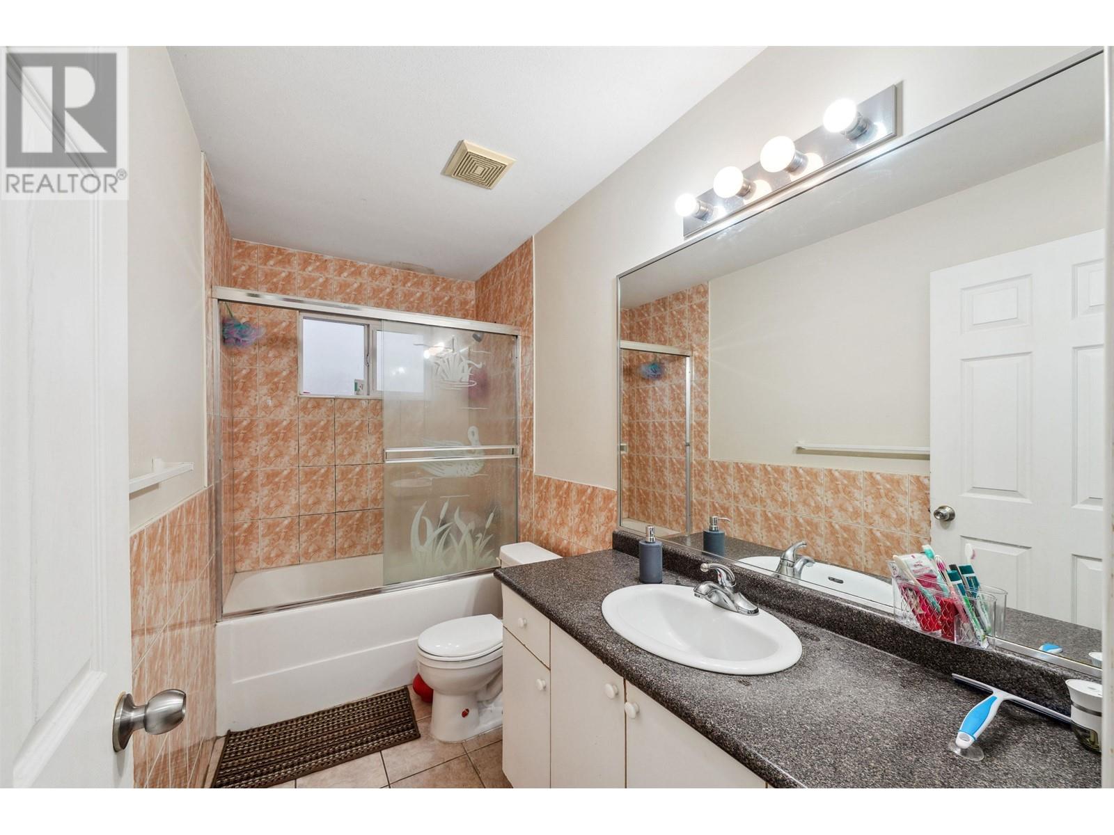 3234 Clive Avenue, Vancouver, British Columbia  V5R 4V2 - Photo 21 - R2923186