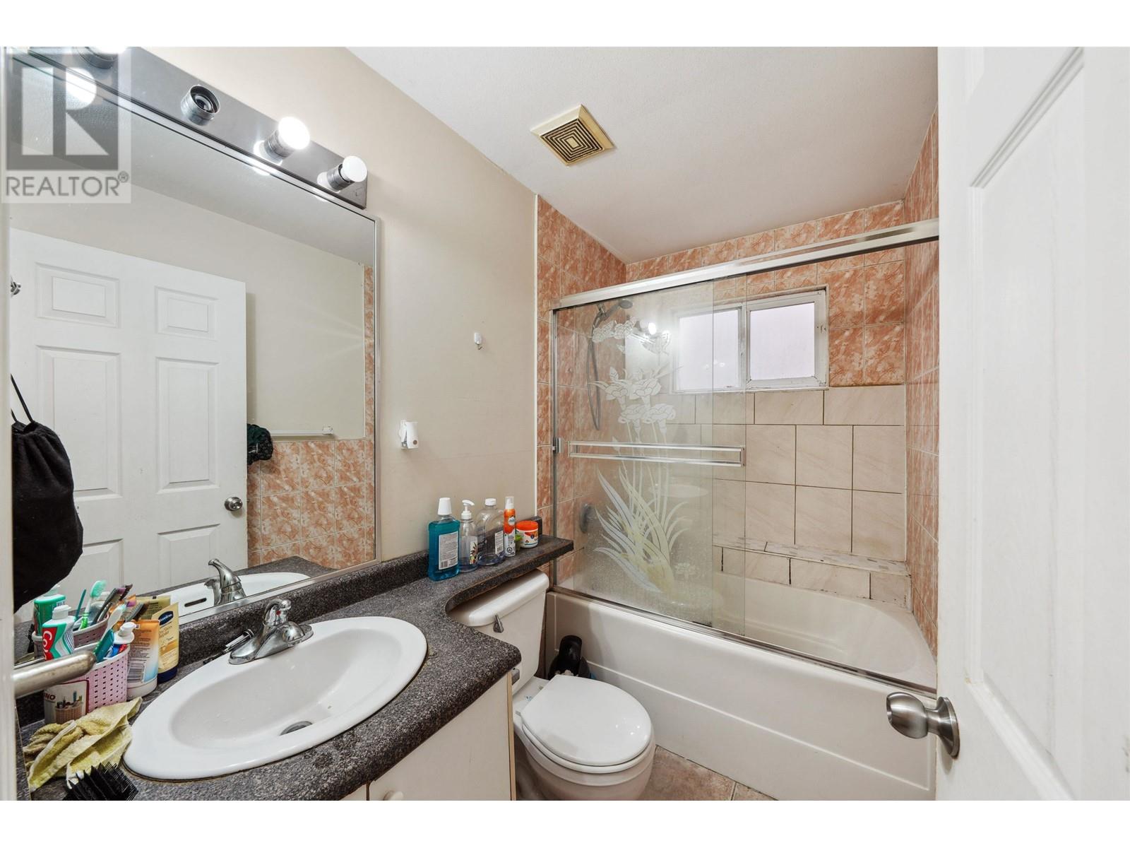 3234 Clive Avenue, Vancouver, British Columbia  V5R 4V2 - Photo 26 - R2923186