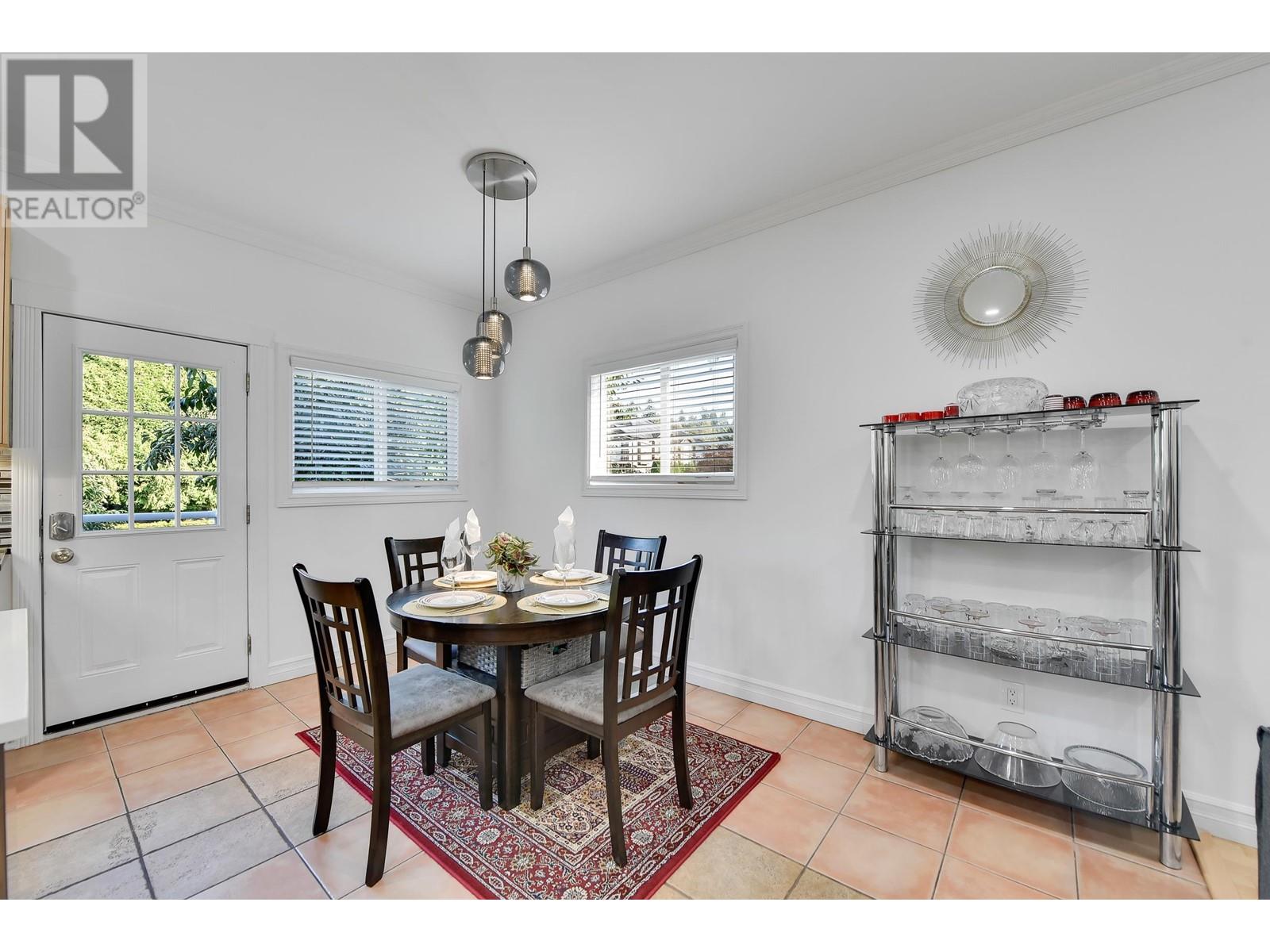 1991 Shaughnessy Street, Port Coquitlam, British Columbia  V3C 3C2 - Photo 4 - R2922508