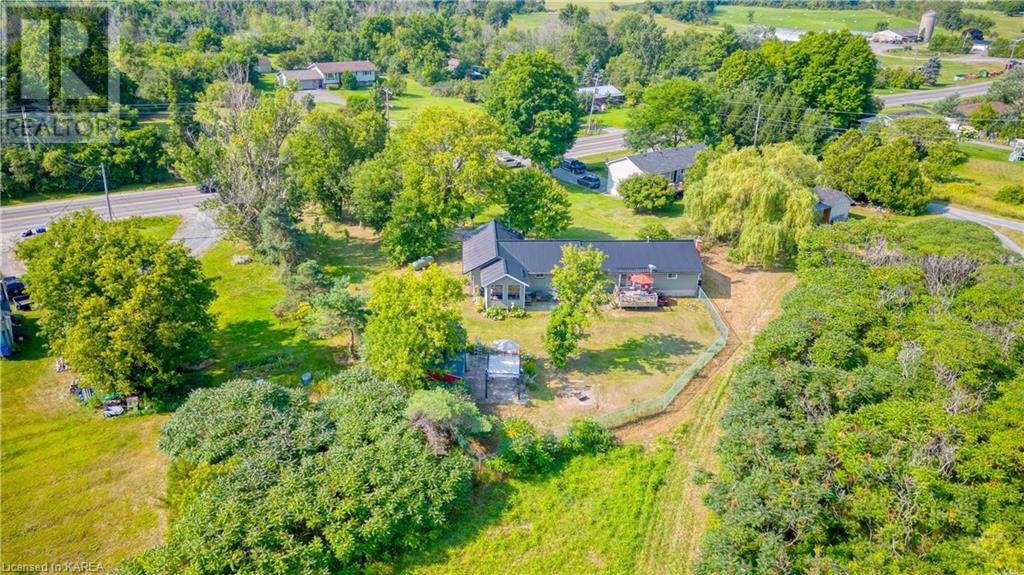 2610 Rutledge Road, Sydenham, Ontario  K0H 2T0 - Photo 10 - 40640943