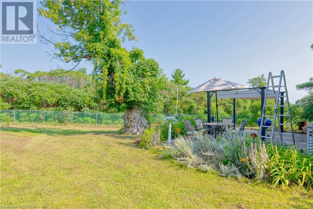 2610 Rutledge Road, Sydenham, Ontario  K0H 2T0 - Photo 4 - 40640943