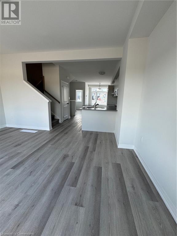 155 Equestrian Way Unit# 96, Cambridge, Ontario  N3E 0E7 - Photo 6 - 40644564