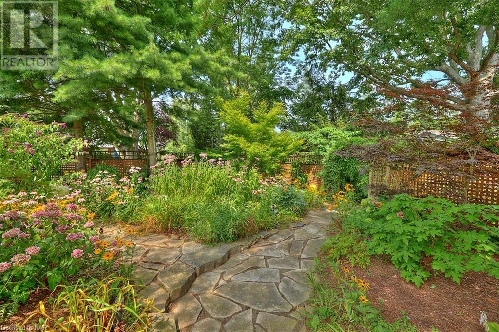 13 Oak Drive, Niagara-On-The-Lake, Ontario  L0S 1J0 - Photo 35 - 40610440