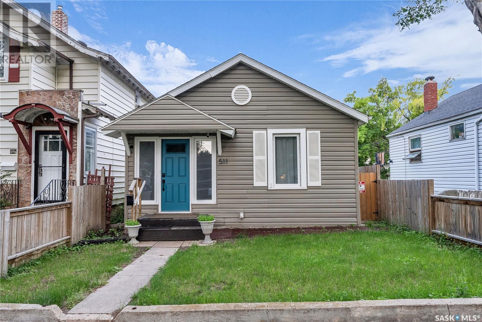 511 I Avenue N, Saskatoon, Saskatchewan  S7L 2G9 - Photo 2 - SK983198