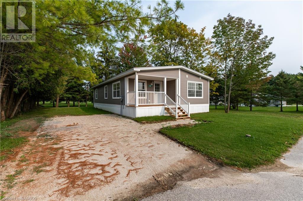 66 SUSSEX SQUARE, georgian bluffs, Ontario