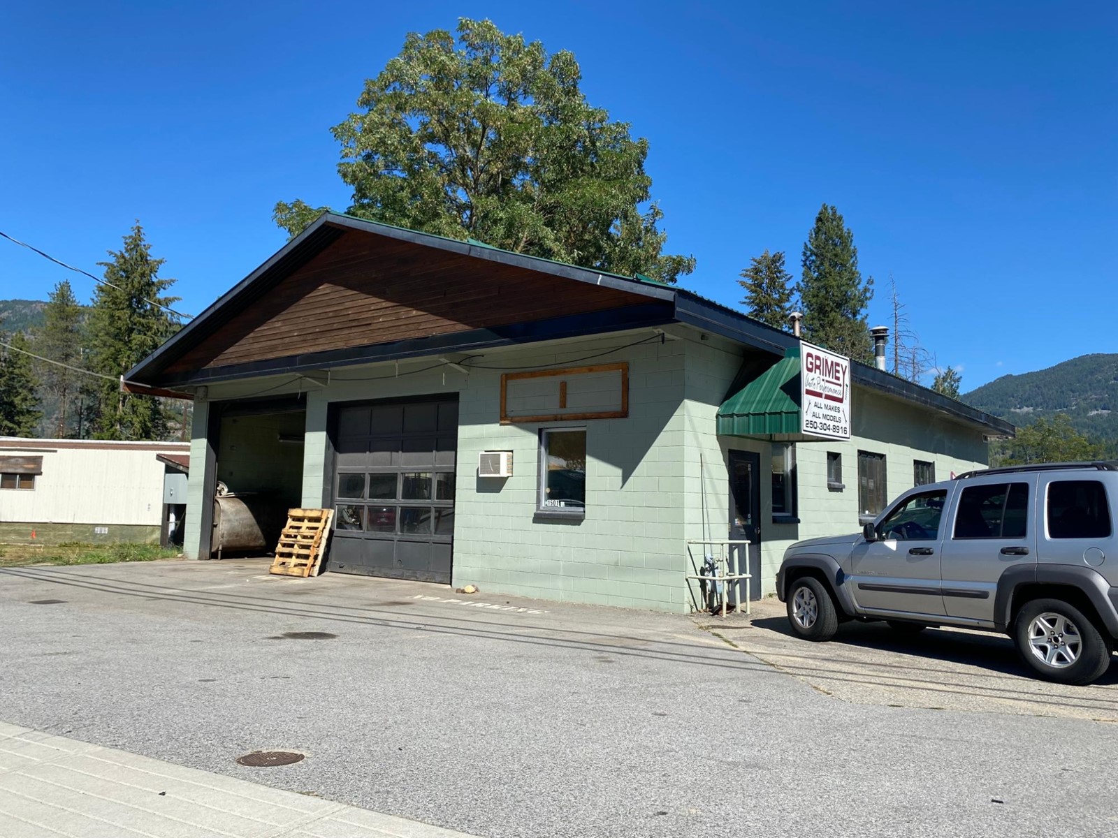 1501 Columbia Avenue, South Castlegar, British Columbia  V1N 1H8 - Photo 13 - 2479489