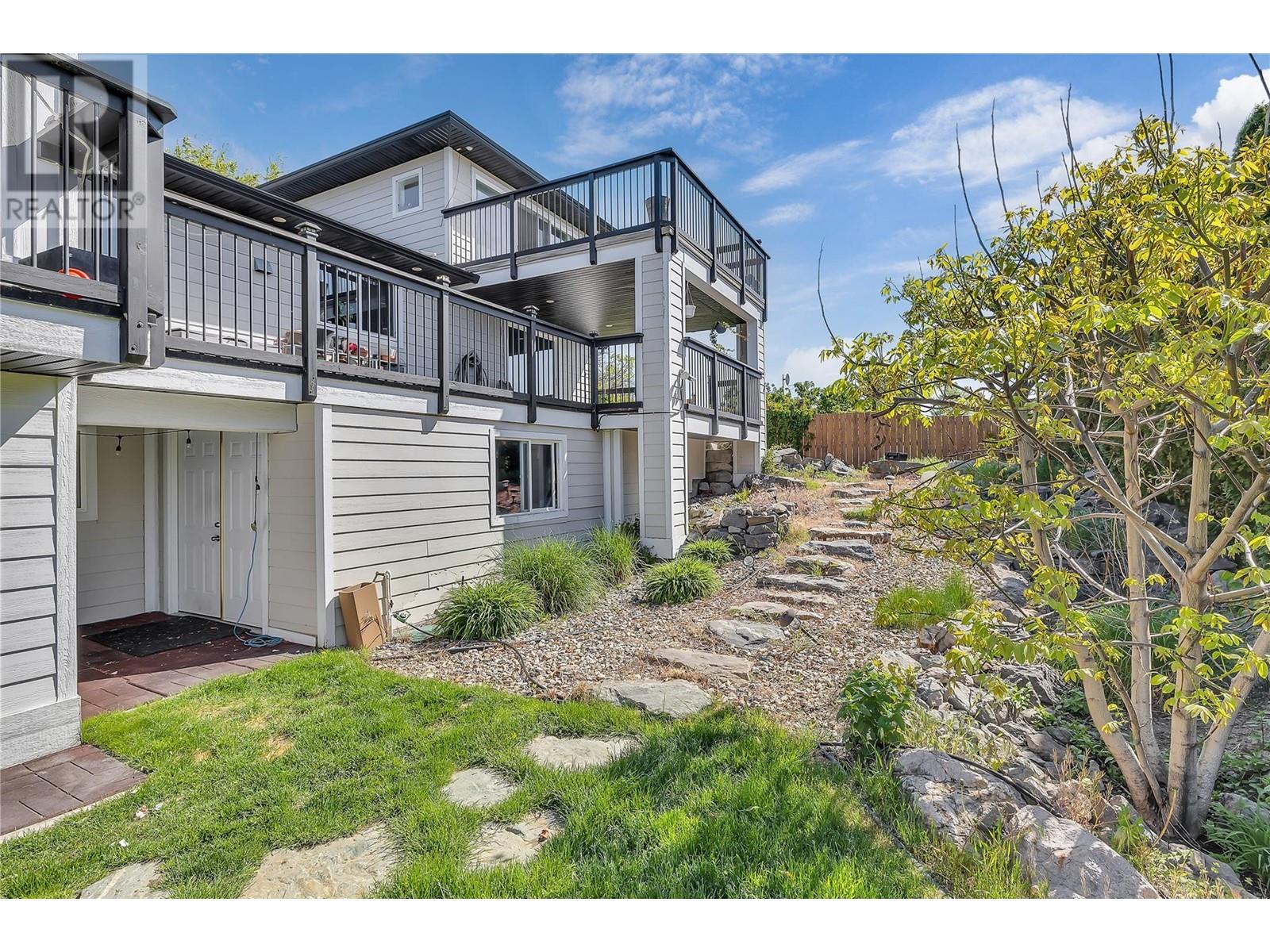 1185 Sunnyside Road West Kelowna