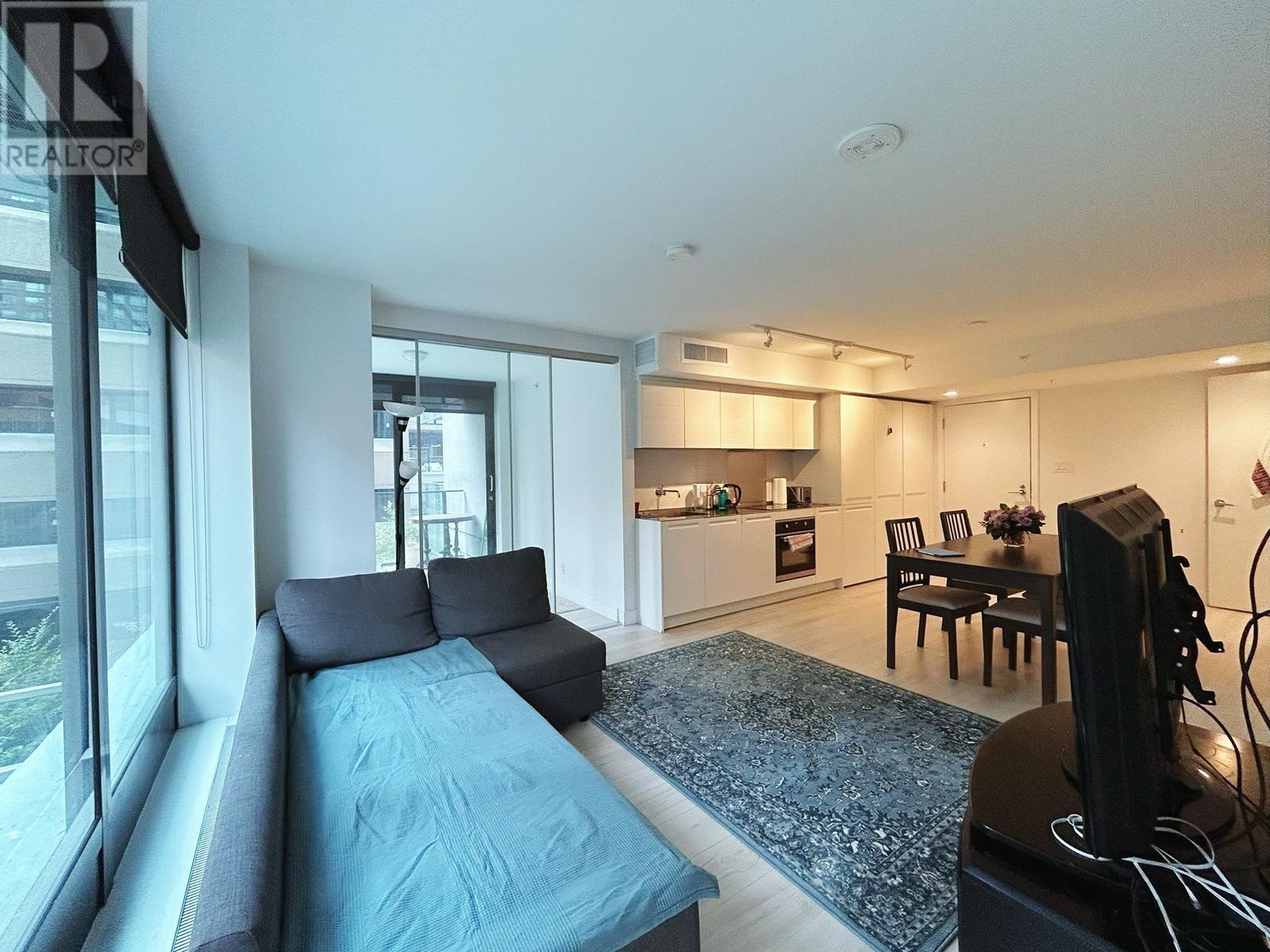 Listing Picture 5 of 22 : 507 1133 HORNBY STREET, Vancouver / 溫哥華 - 魯藝地產 Yvonne Lu Group - MLS Medallion Club Member