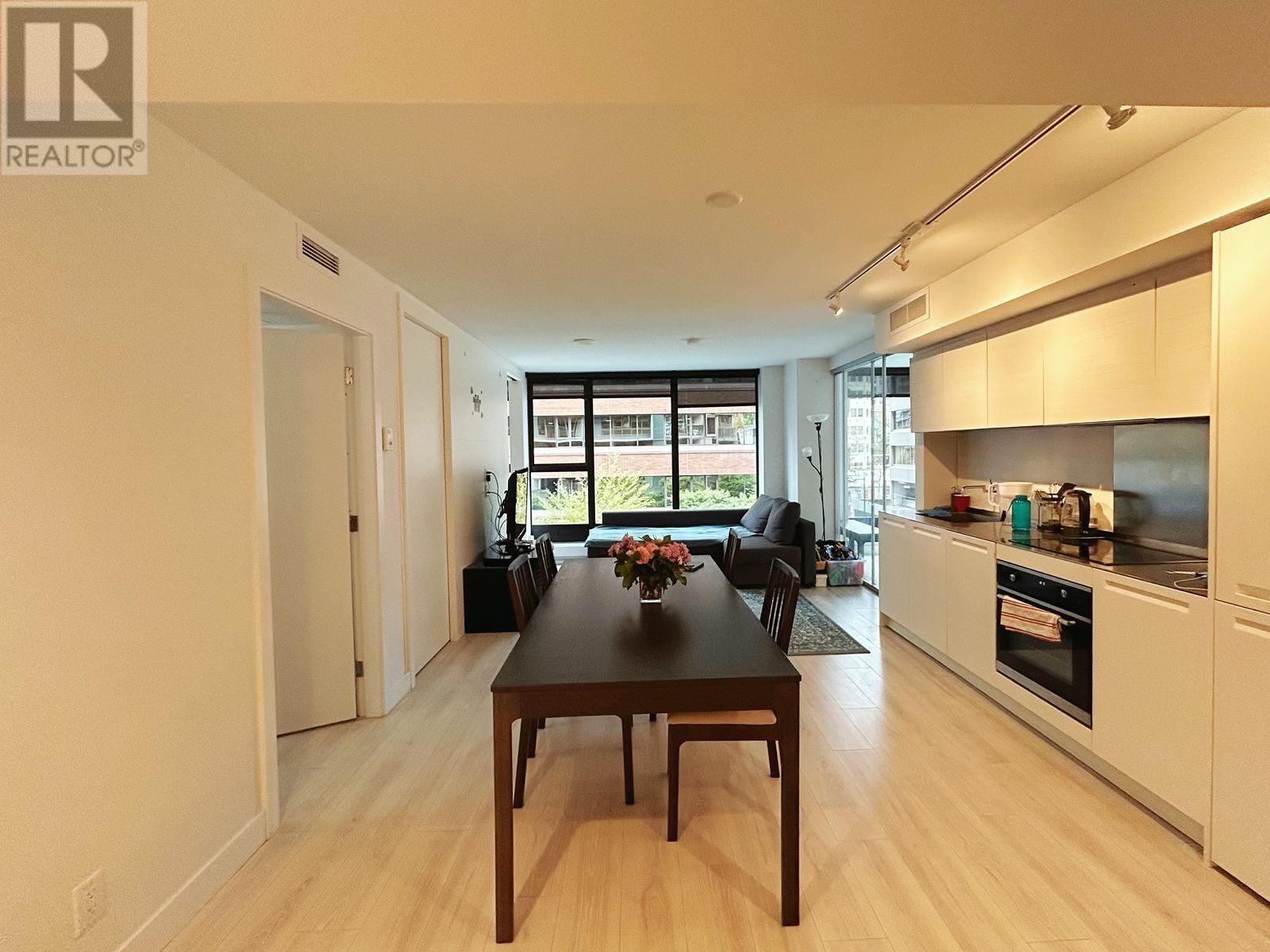 Listing Picture 3 of 22 : 507 1133 HORNBY STREET, Vancouver / 溫哥華 - 魯藝地產 Yvonne Lu Group - MLS Medallion Club Member