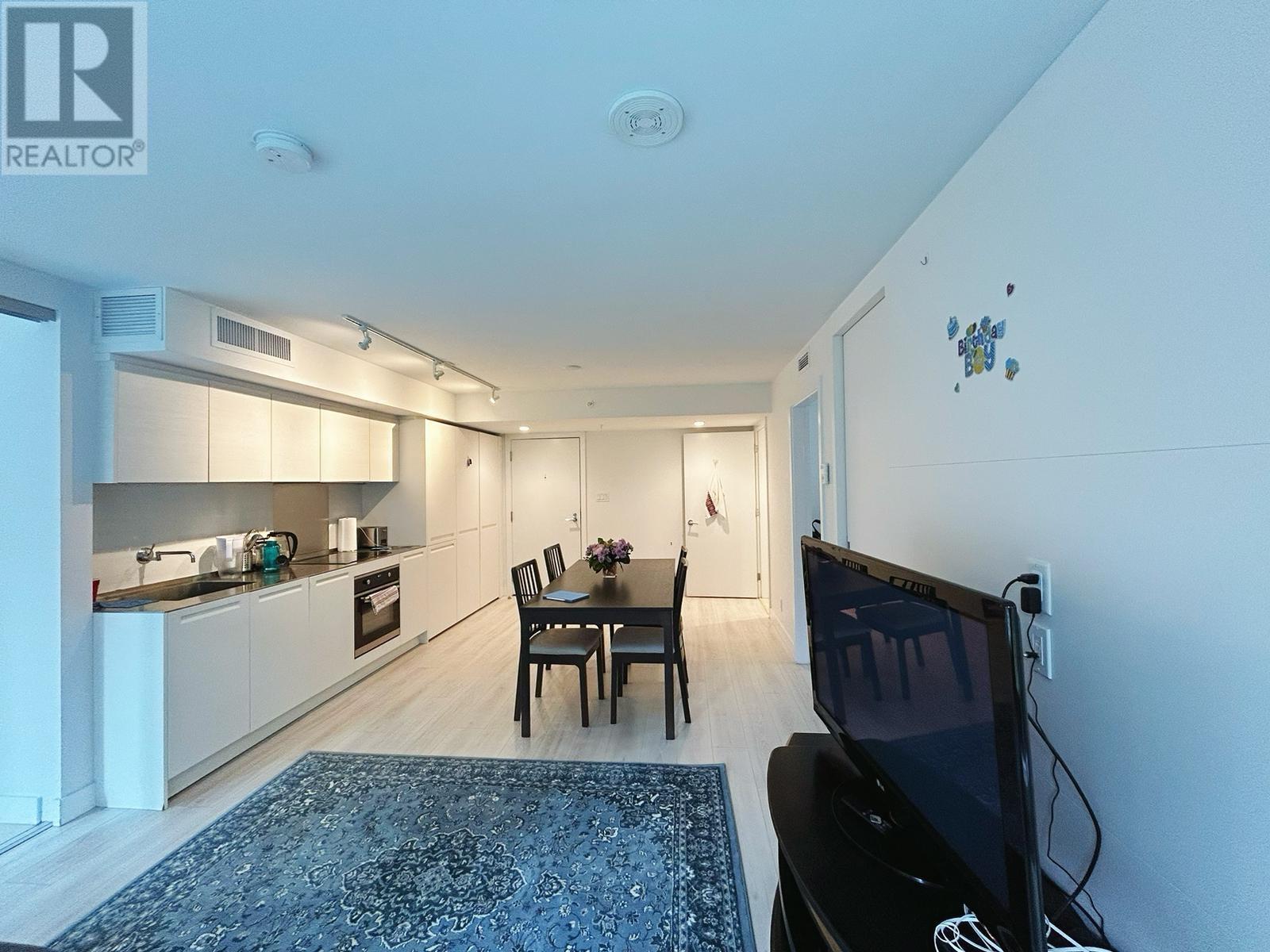 Listing Picture 6 of 22 : 507 1133 HORNBY STREET, Vancouver / 溫哥華 - 魯藝地產 Yvonne Lu Group - MLS Medallion Club Member