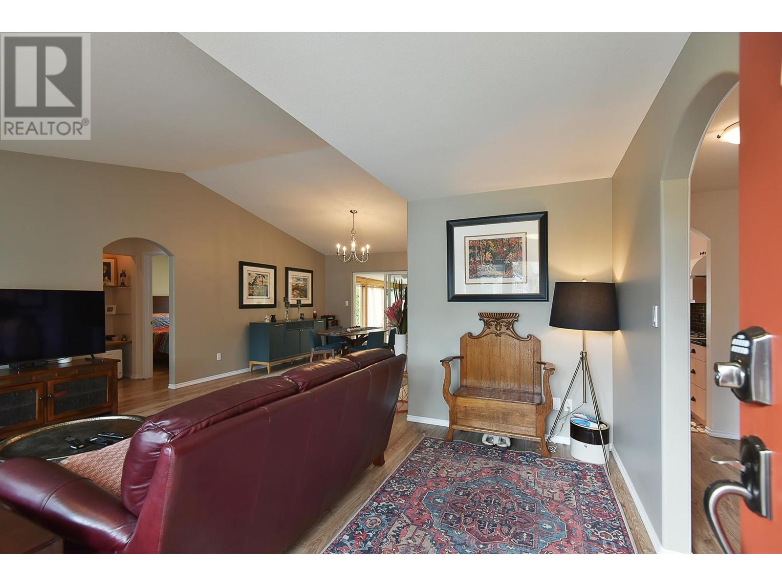 5643 Curtis Place, Sechelt, British Columbia  V7Z 0R9 - Photo 17 - R2923433