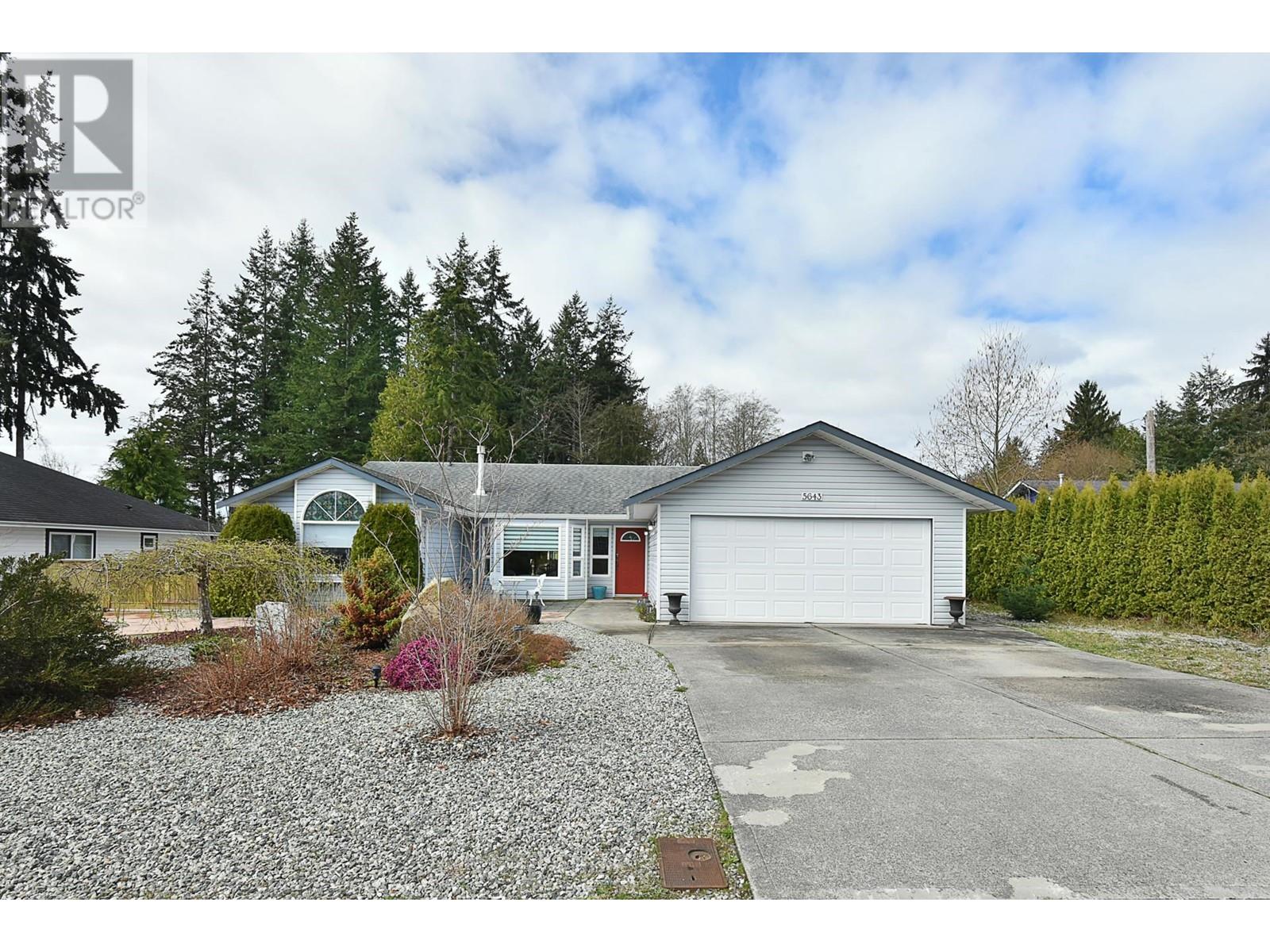 5643 Curtis Place, Sechelt, British Columbia  V7Z 0R9 - Photo 21 - R2923433