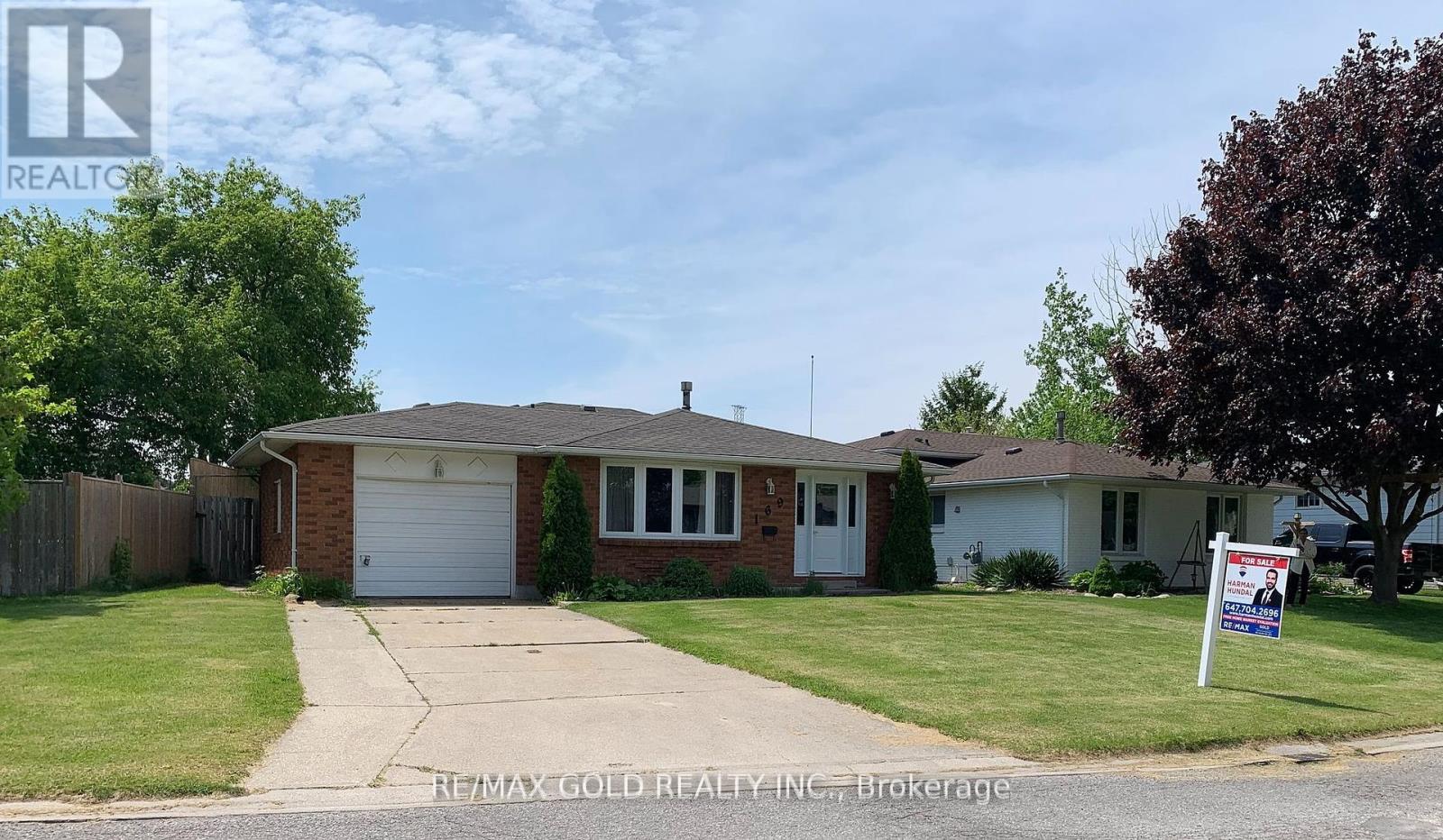 169 Hanna Crescent, Sarnia, Ontario  N7S 4H4 - Photo 1 - X9310549