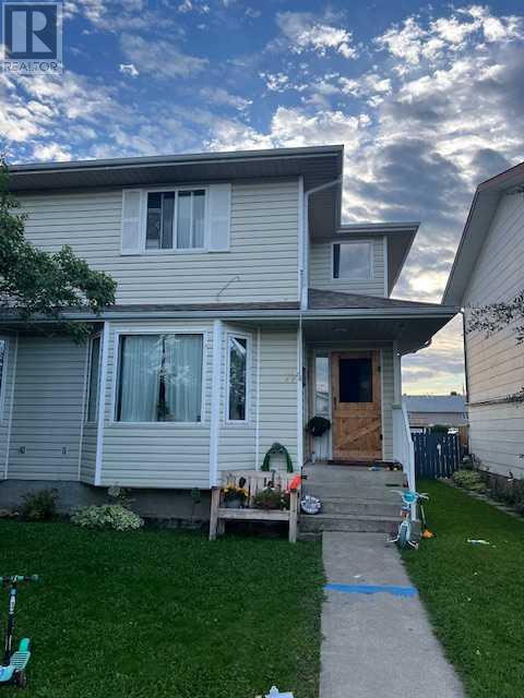 10 Cochrane Road, whitecourt, Alberta