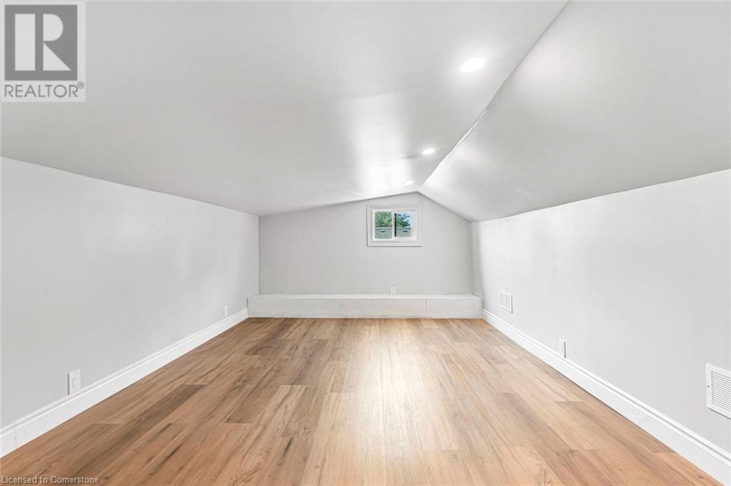 365 Victory Avenue, Welland, Ontario  L3B 4Z8 - Photo 24 - 40644967