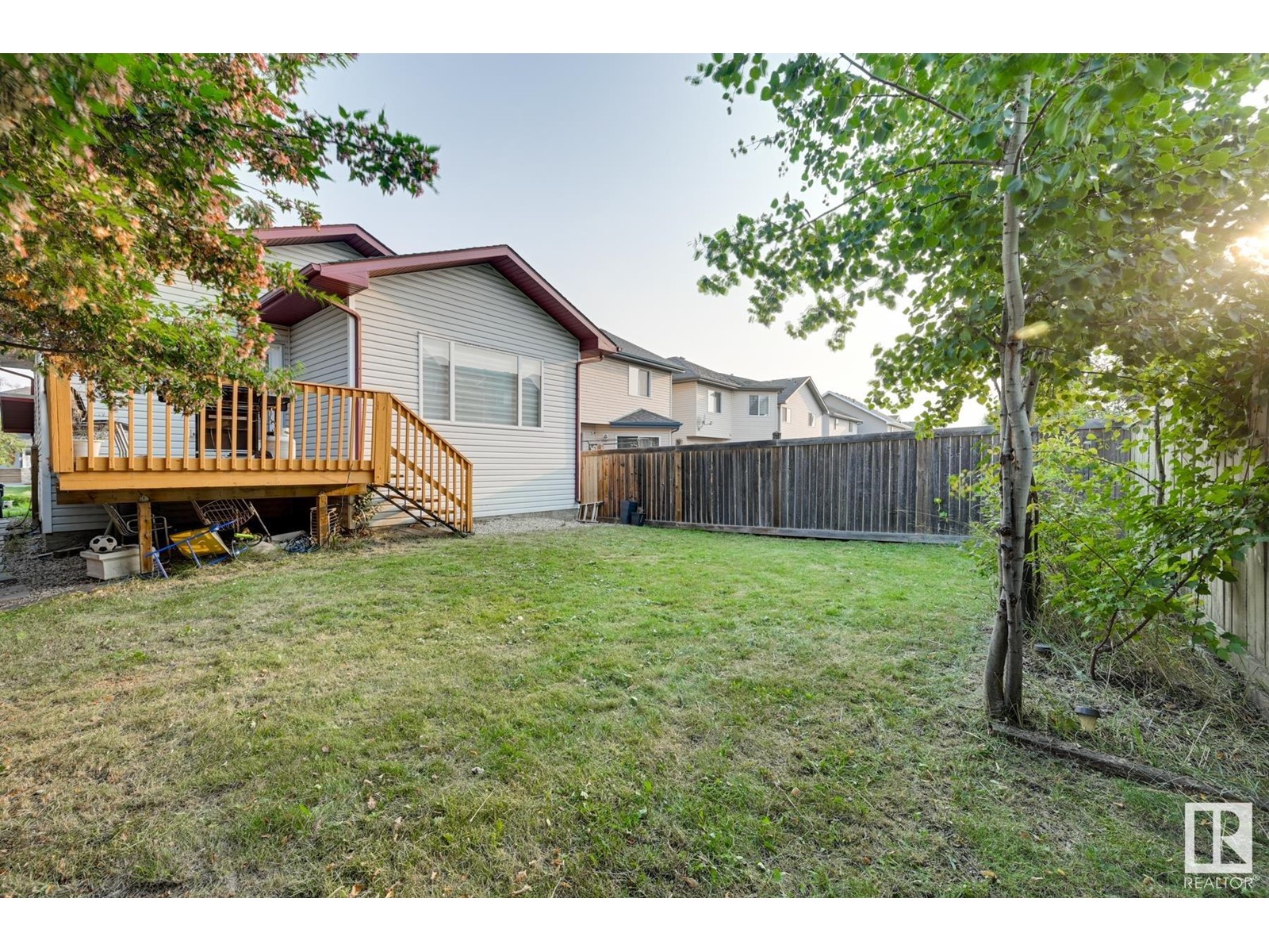 1561 37c Av Nw, Edmonton, Alberta  T6T 0E1 - Photo 33 - E4405536