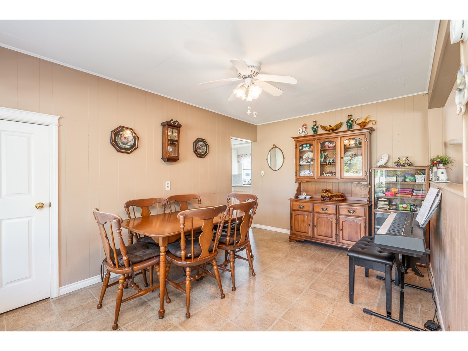 6282 175b Street, Surrey, British Columbia  V3S 5Z4 - Photo 12 - R2923647