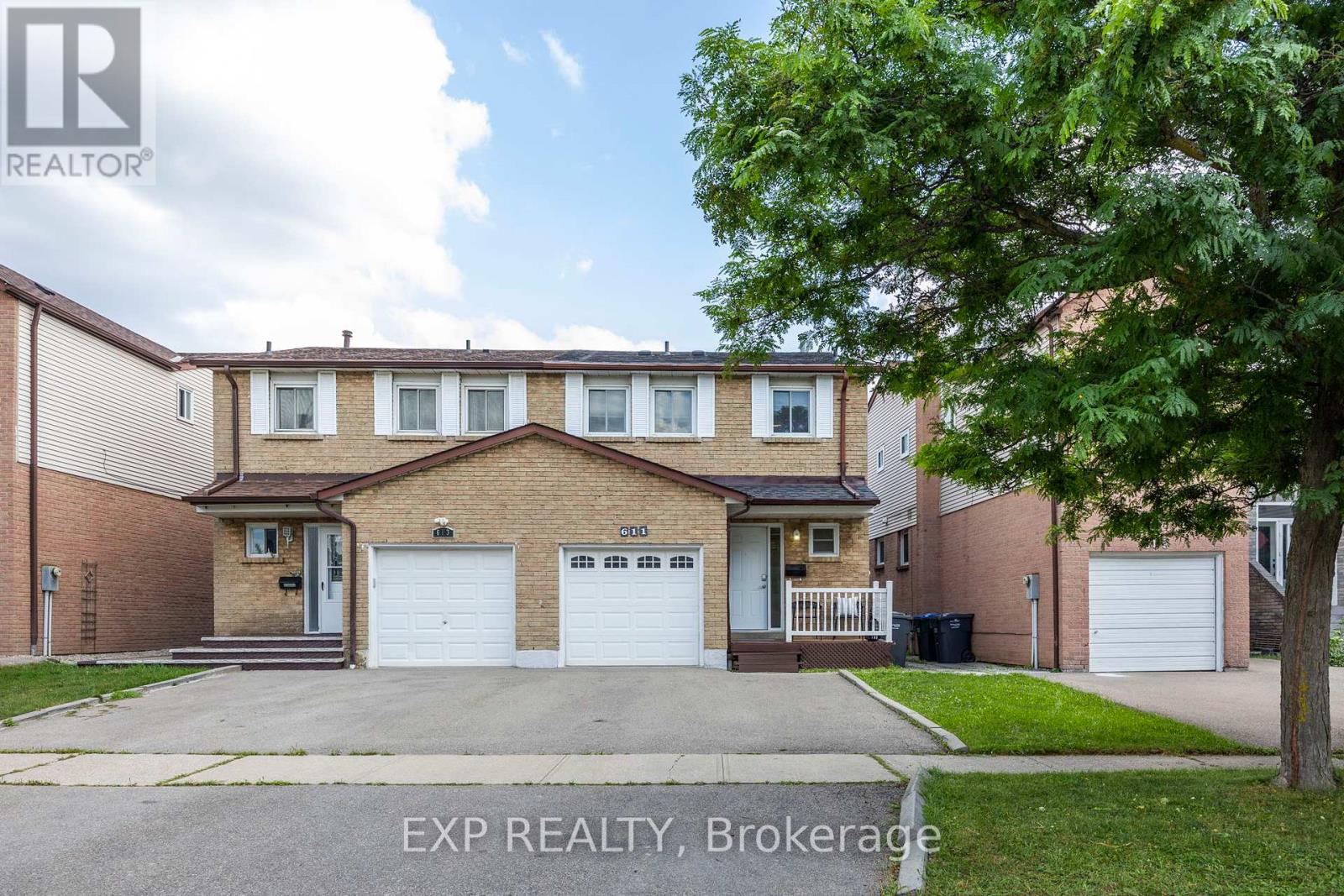 611 Galloway Crescent, Mississauga (Creditview), Ontario  L5C 3R7 - Photo 2 - W9310755