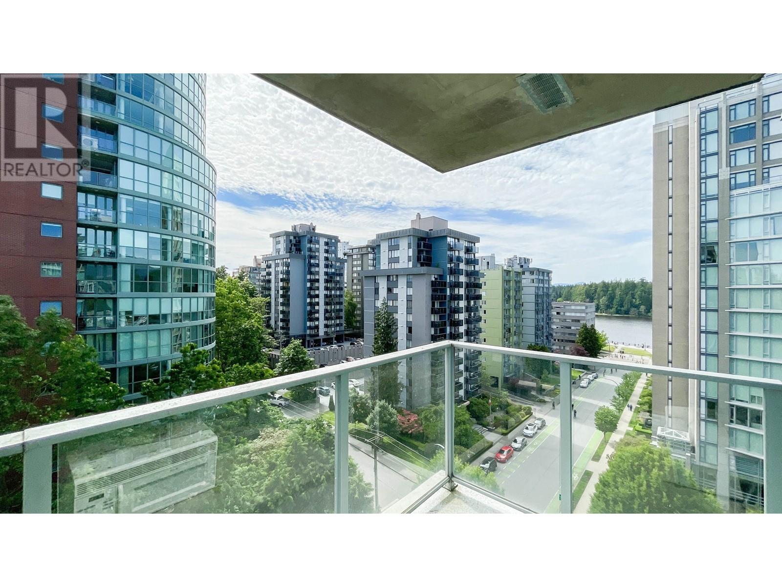 Listing Picture 14 of 20 : 1109 1889 ALBERNI STREET, Vancouver / 溫哥華 - 魯藝地產 Yvonne Lu Group - MLS Medallion Club Member