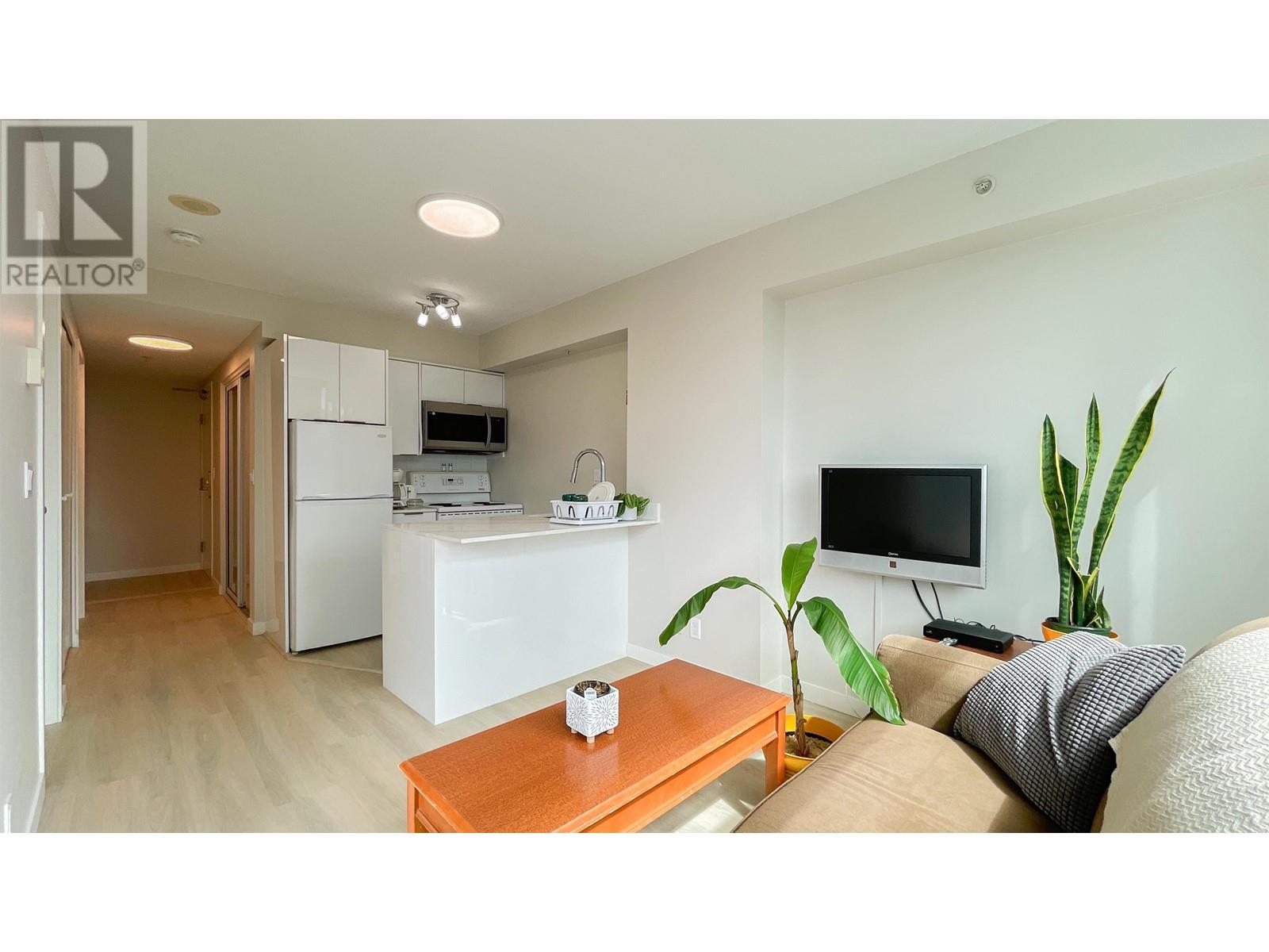 Listing Picture 4 of 20 : 1109 1889 ALBERNI STREET, Vancouver / 溫哥華 - 魯藝地產 Yvonne Lu Group - MLS Medallion Club Member