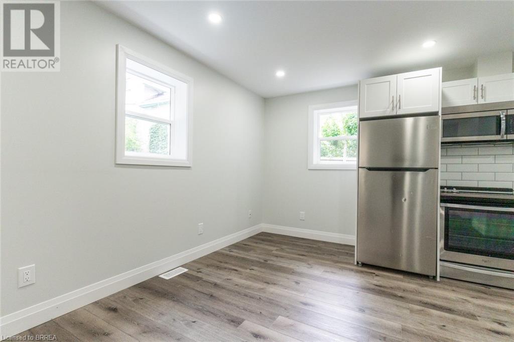 11 Washington Street, Brantford, Ontario  N3R 3W9 - Photo 22 - 40643204