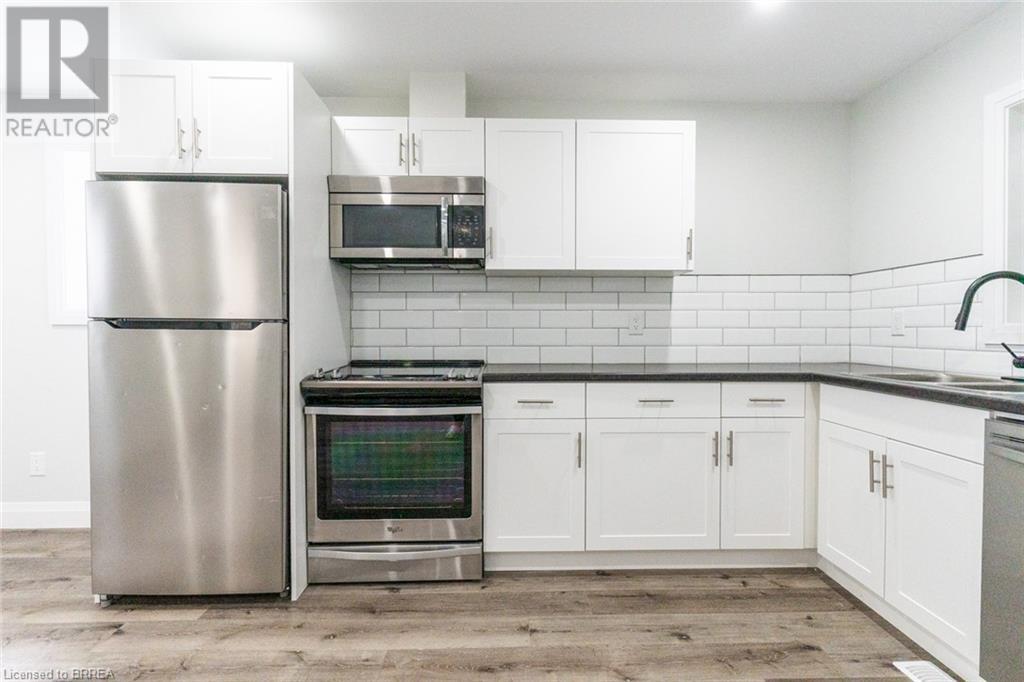 11 Washington Street, Brantford, Ontario  N3R 3W9 - Photo 24 - 40643204