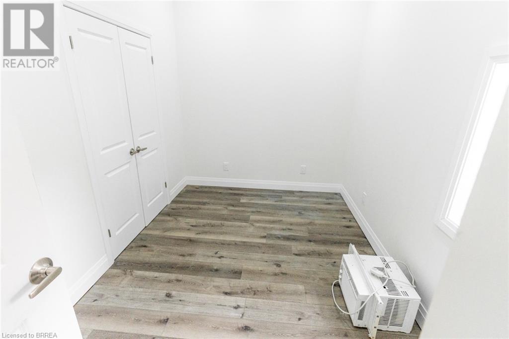 11 Washington Street, Brantford, Ontario  N3R 3W9 - Photo 28 - 40643204