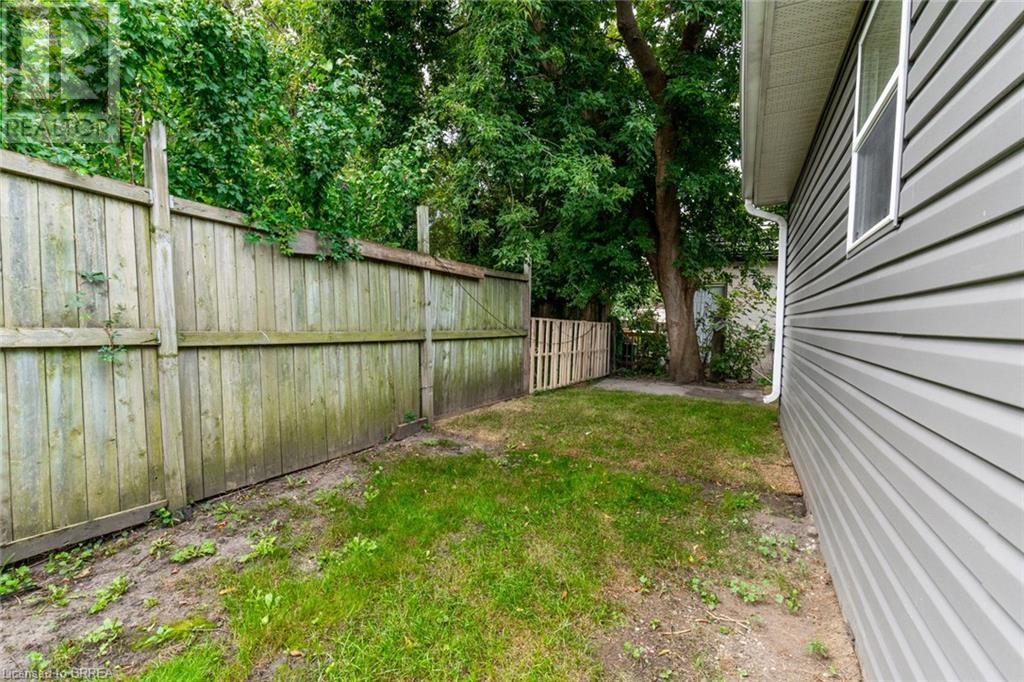 11 Washington Street, Brantford, Ontario  N3R 3W9 - Photo 34 - 40643204