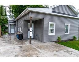 11 WASHINGTON Street, brantford, Ontario