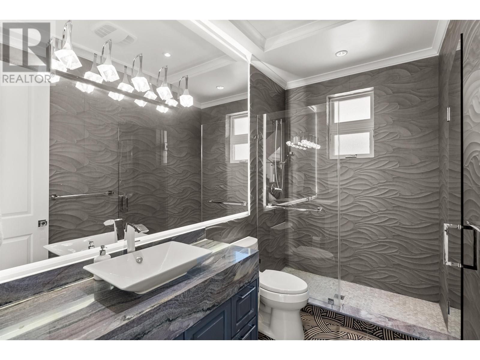 Listing Picture 18 of 40 : 3071 STEVESTON HIGHWAY, Richmond / 烈治文 - 魯藝地產 Yvonne Lu Group - MLS Medallion Club Member