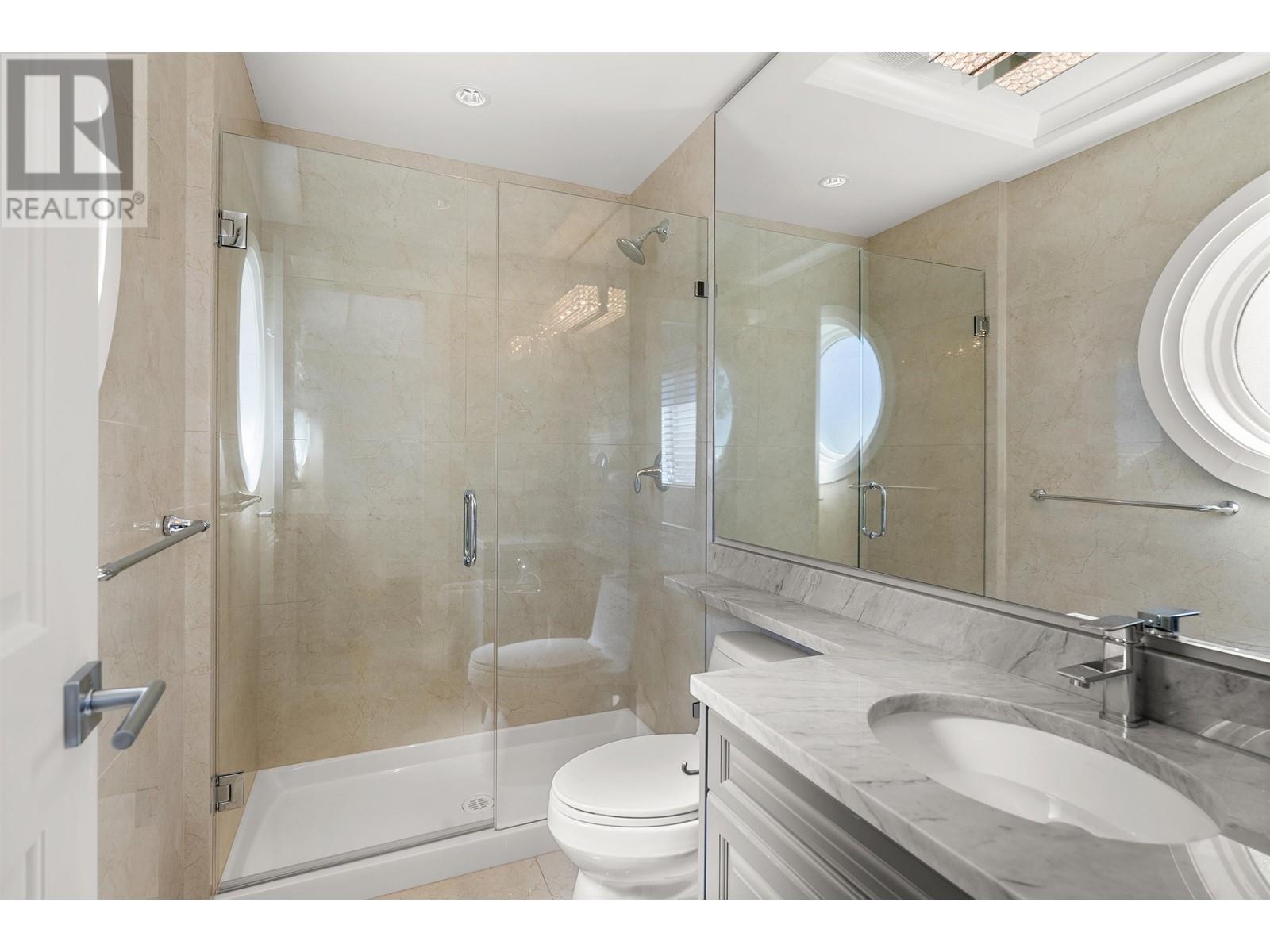 Listing Picture 20 of 40 : 3071 STEVESTON HIGHWAY, Richmond / 烈治文 - 魯藝地產 Yvonne Lu Group - MLS Medallion Club Member