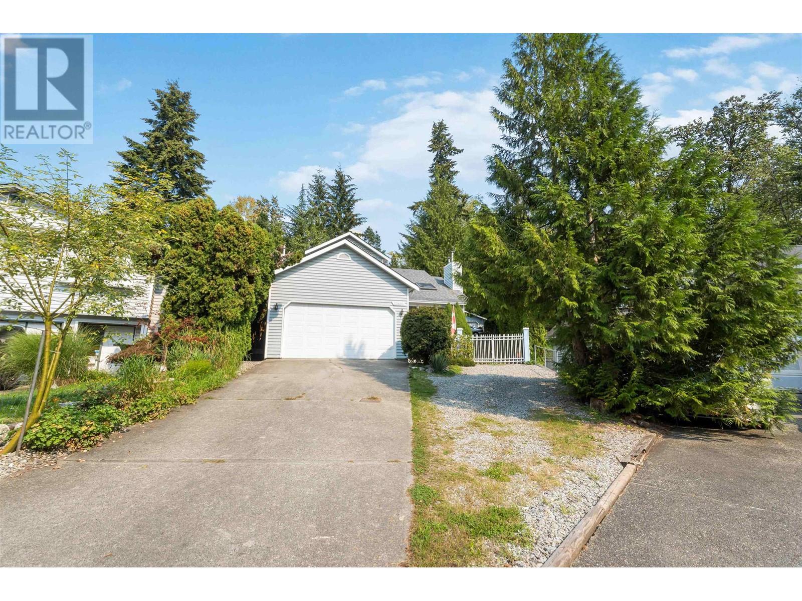 22537 Brickwood Close, Maple Ridge, British Columbia  V2X 9J5 - Photo 2 - R2923683