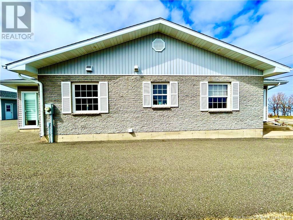 Property at 7662 du Havre image 5