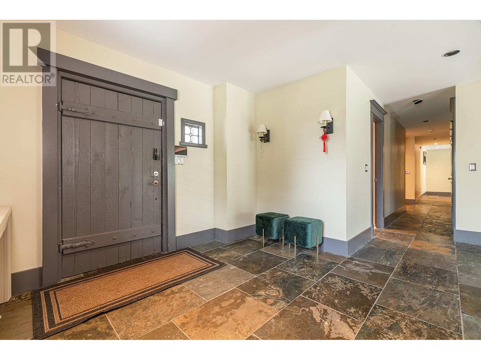 Property at 9260 SIDAWAY ROAD image 5