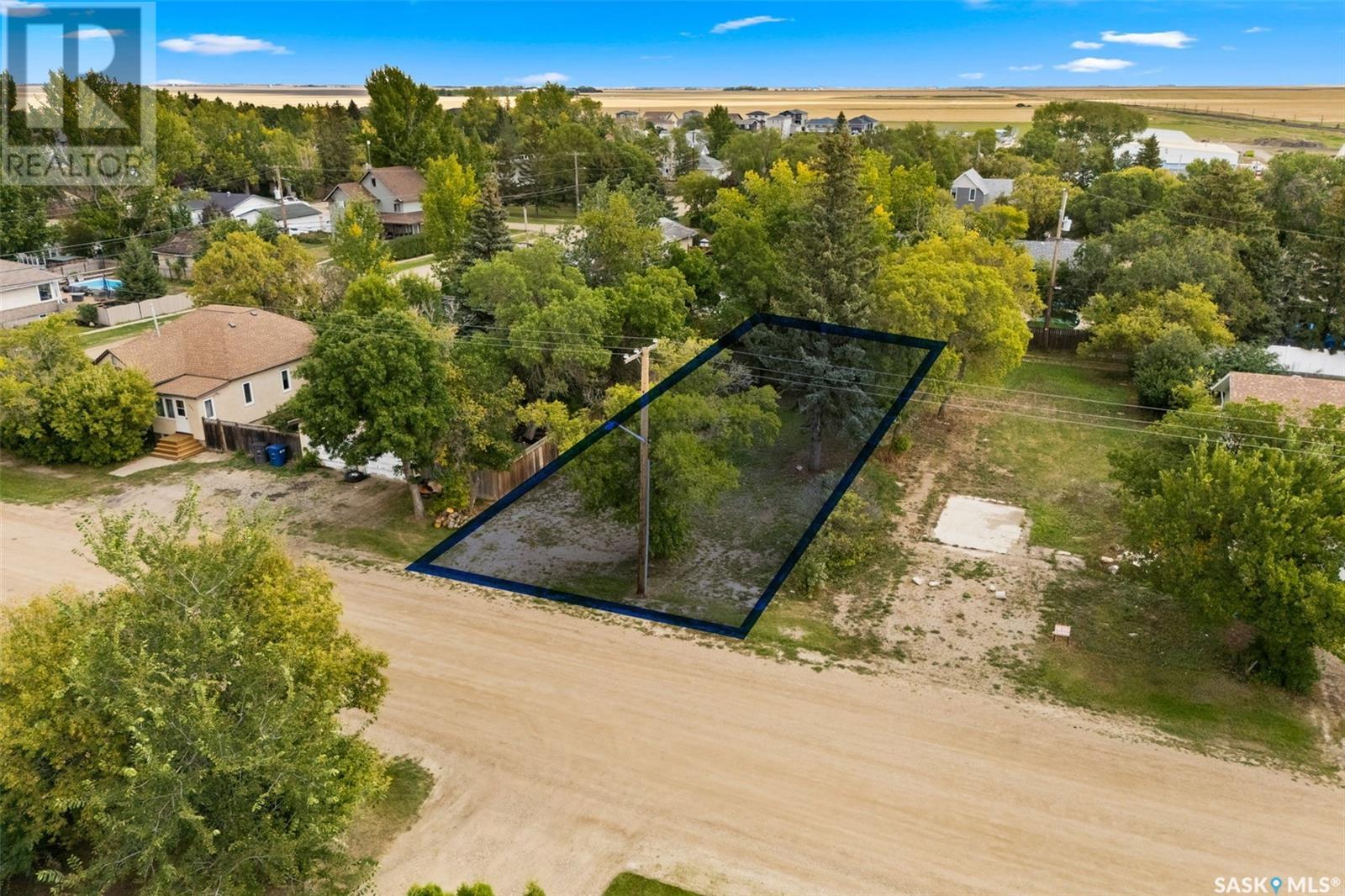 Property at 307 Elder STREET image 2