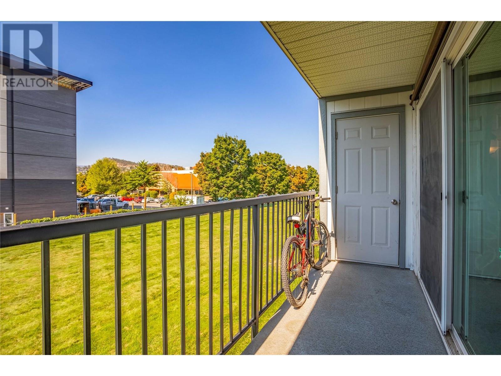 875 Badke Road Unit# 215 Kelowna