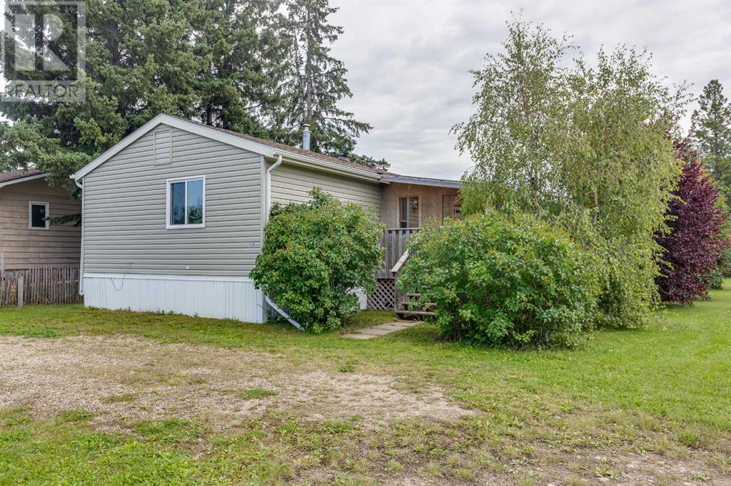 125 1st Avenue, Leslieville, Alberta  T0M 1H0 - Photo 1 - A2162414