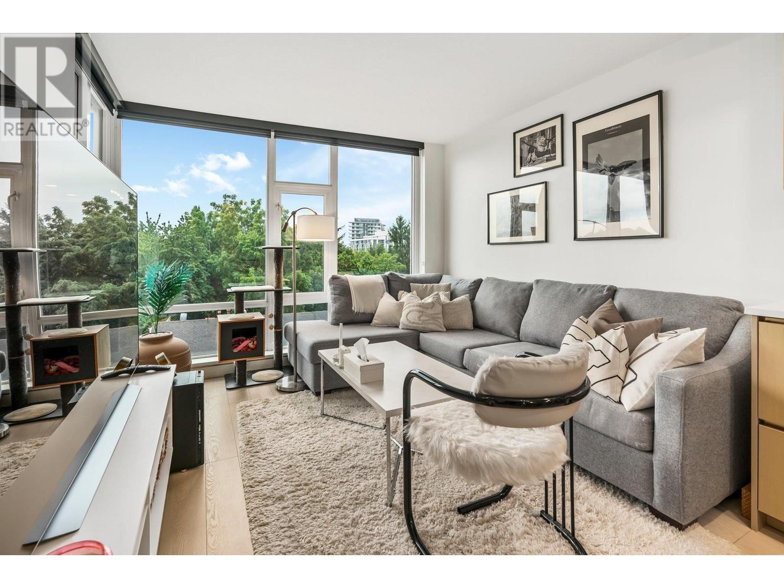 Listing Picture 7 of 16 : 716 8800 HAZELBRIDGE WAY, Richmond / 烈治文 - 魯藝地產 Yvonne Lu Group - MLS Medallion Club Member