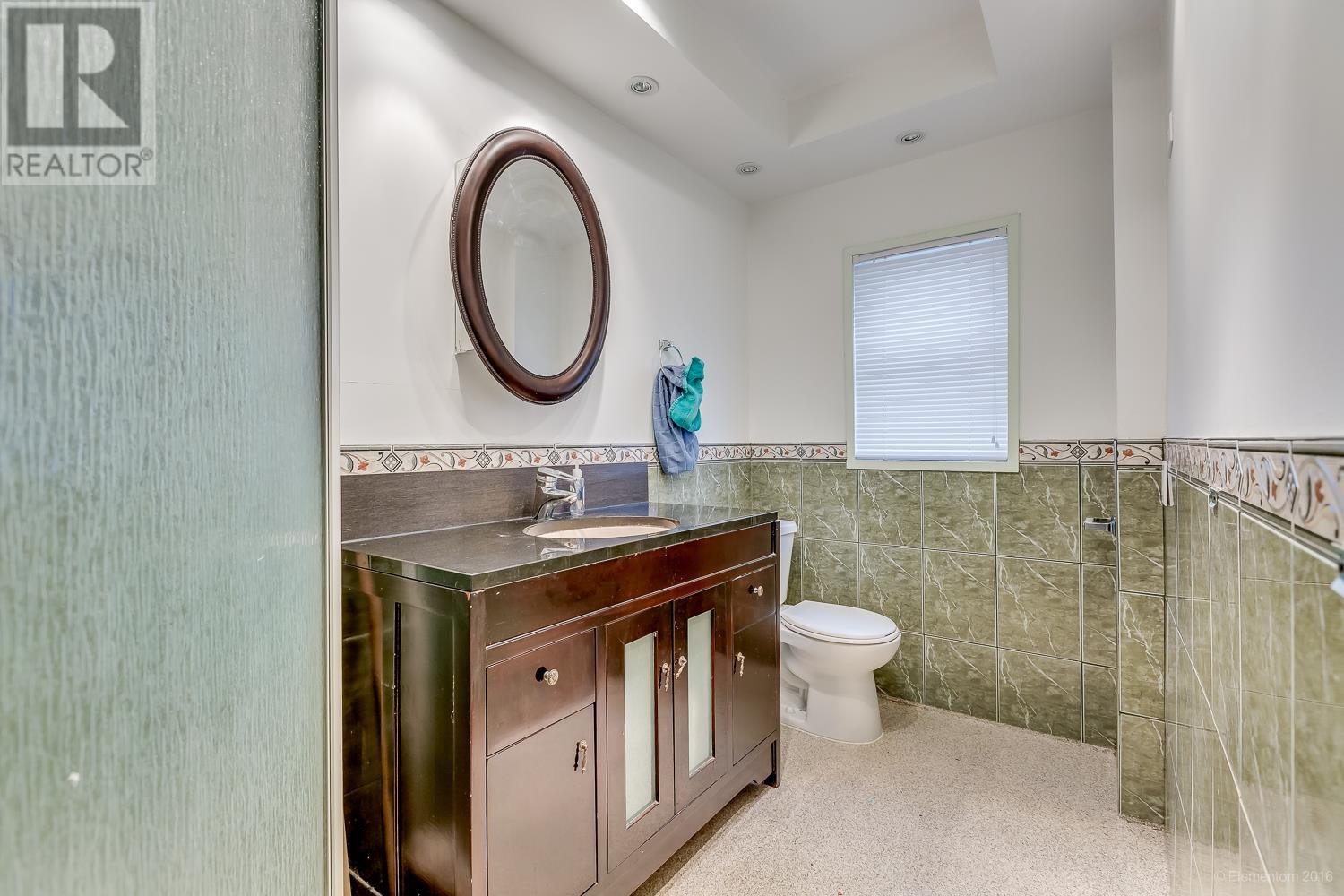 Listing Picture 8 of 22 : 5405 COLLEGE STREET, Vancouver / 溫哥華 - 魯藝地產 Yvonne Lu Group - MLS Medallion Club Member