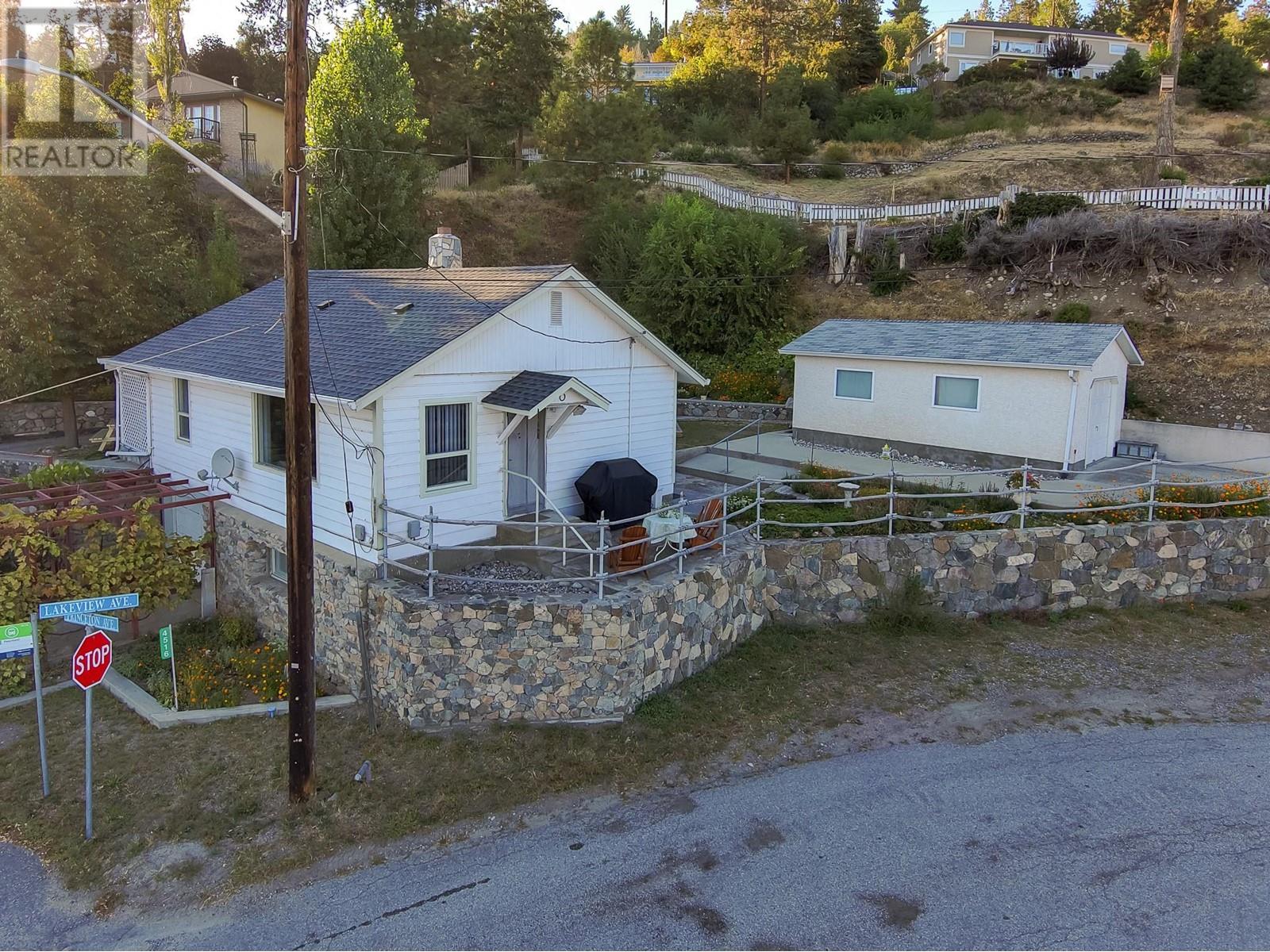 4516 Princeton Avenue, Peachland, British Columbia  V0H 1X4 - Photo 33 - 10323621