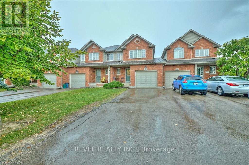 29 Natalie Court, Thorold (Confederation Heights), Ontario  L2V 5C6 - Photo 2 - X9311364