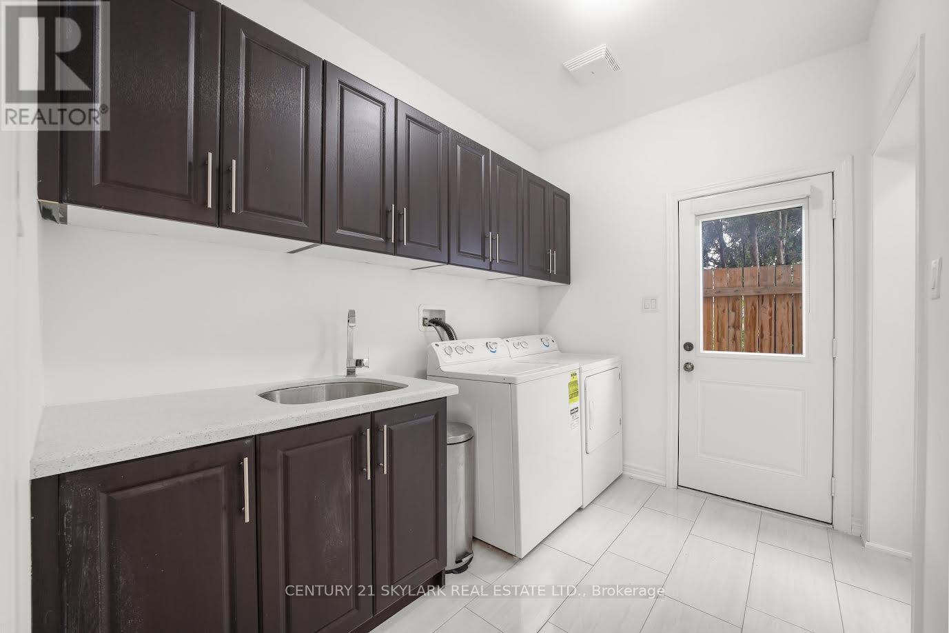 3270 Etude Drive, Mississauga, Ontario  L4T 1T3 - Photo 21 - W9311417