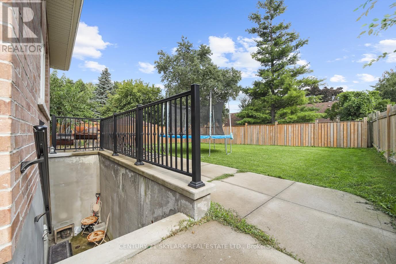 3270 Etude Drive, Mississauga, Ontario  L4T 1T3 - Photo 37 - W9311417