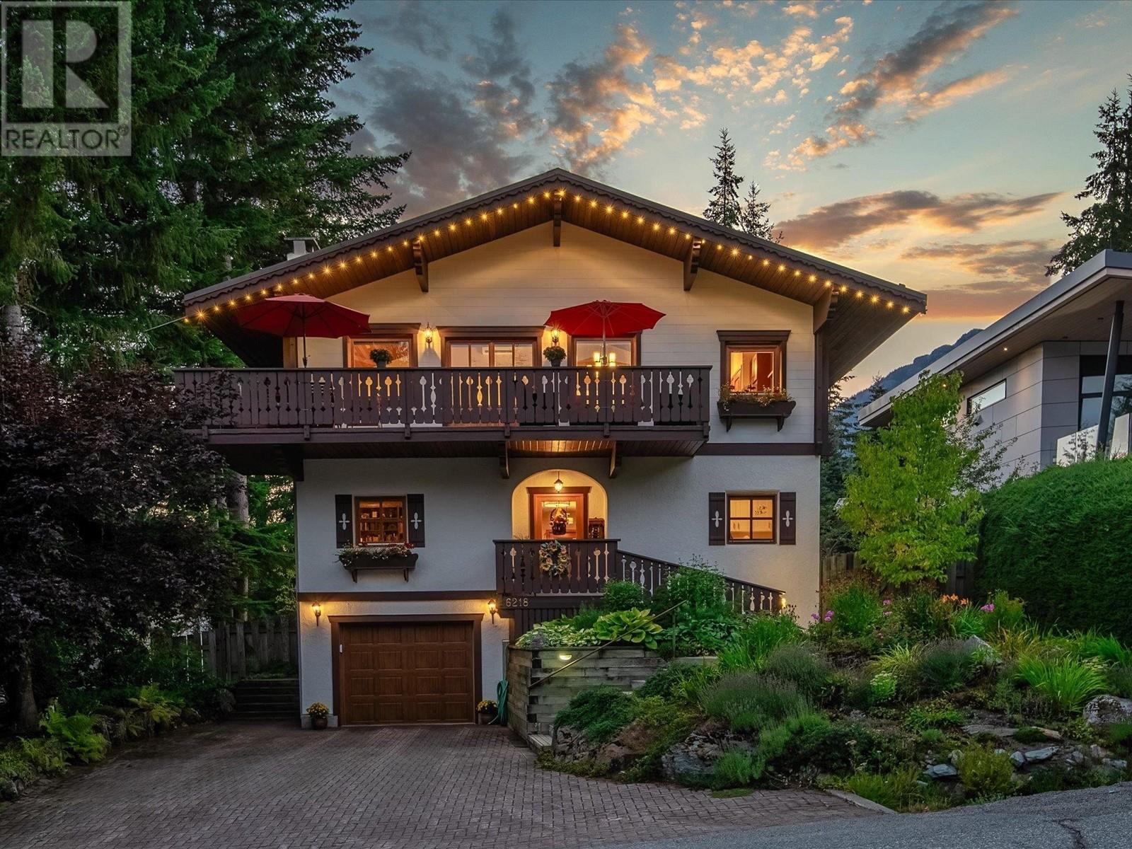 6218 Eagle Drive, Whistler, British Columbia  V8E 0C6 - Photo 1 - R2923931
