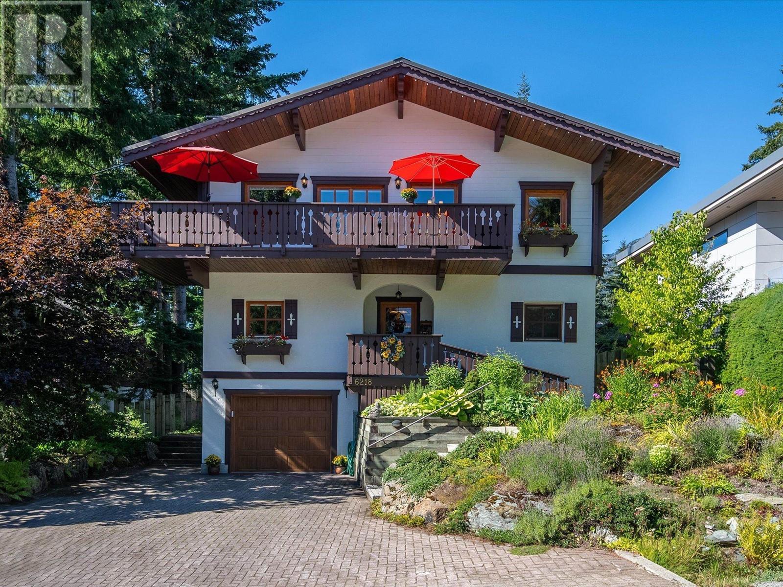 6218 Eagle Drive, Whistler, British Columbia  V8E 0C6 - Photo 2 - R2923931